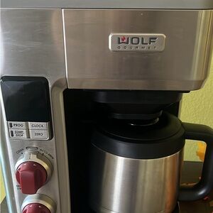 A friend gave it to me, I don't really need it, it's in excellent condition.